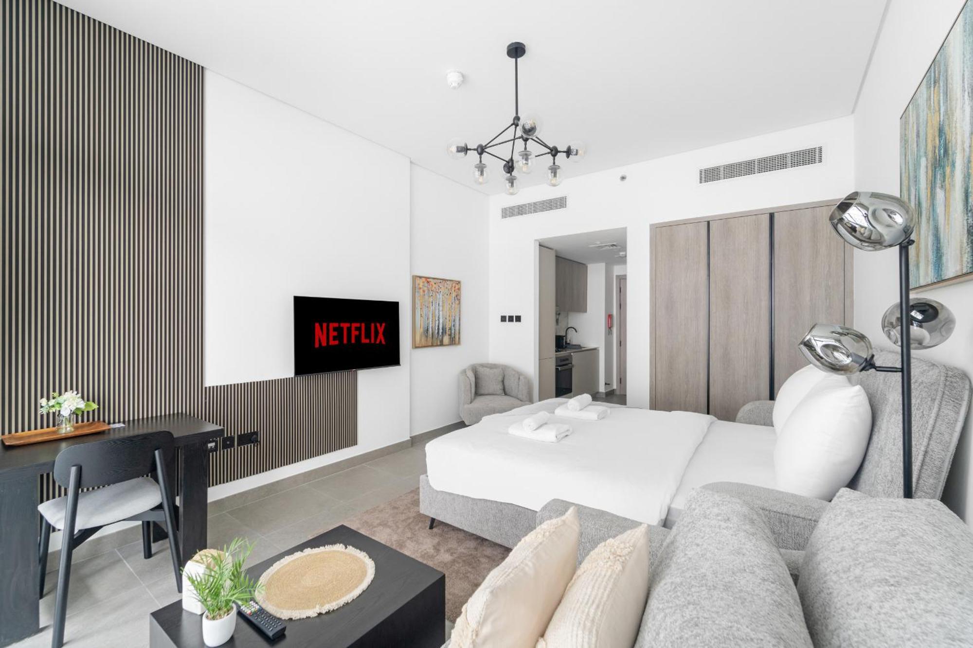 Vayk- Great With Excellent Amenities In Jvc